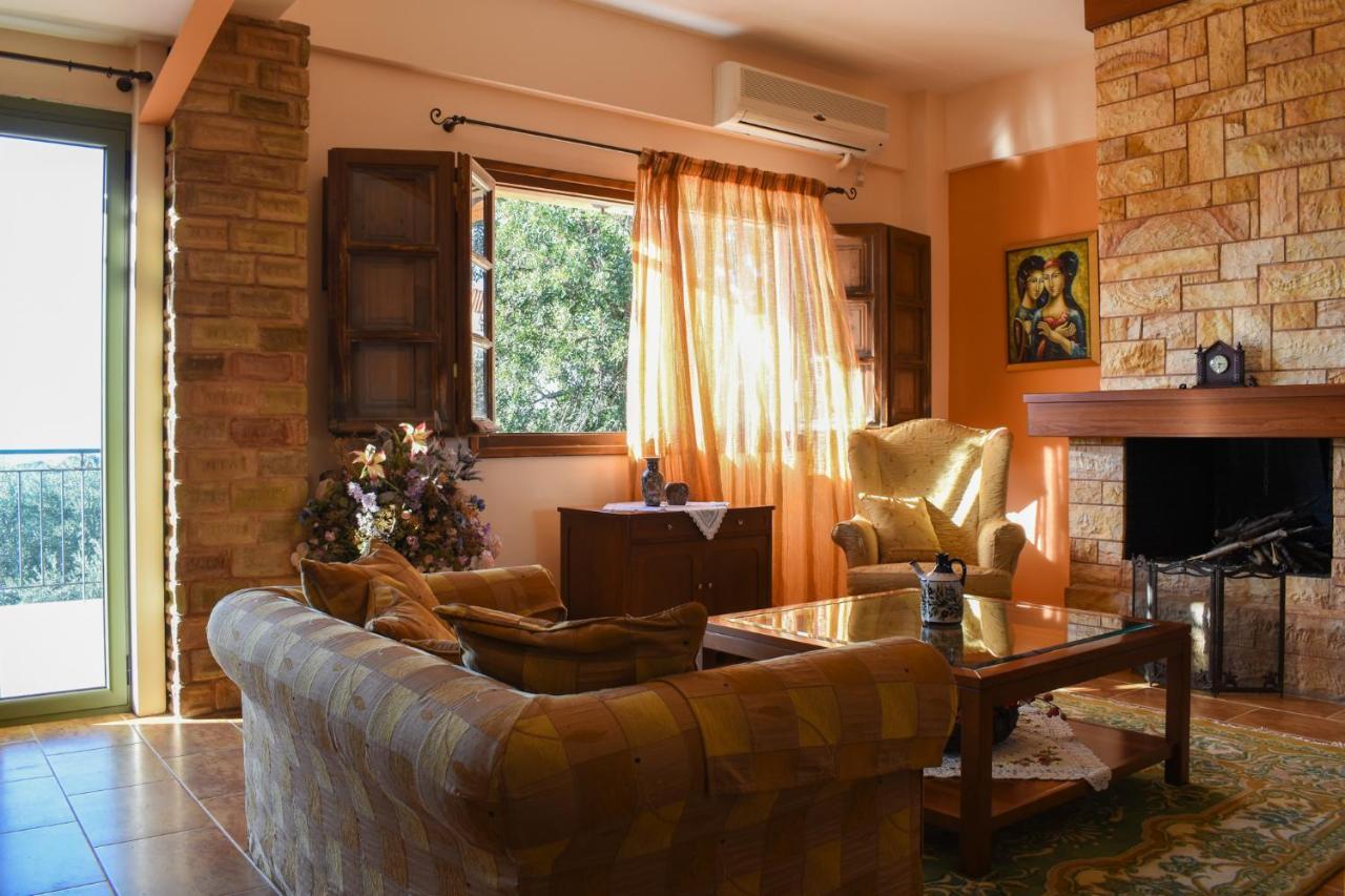 Amber Seaview Villa By The Olive Groves Kalamata Exterior foto