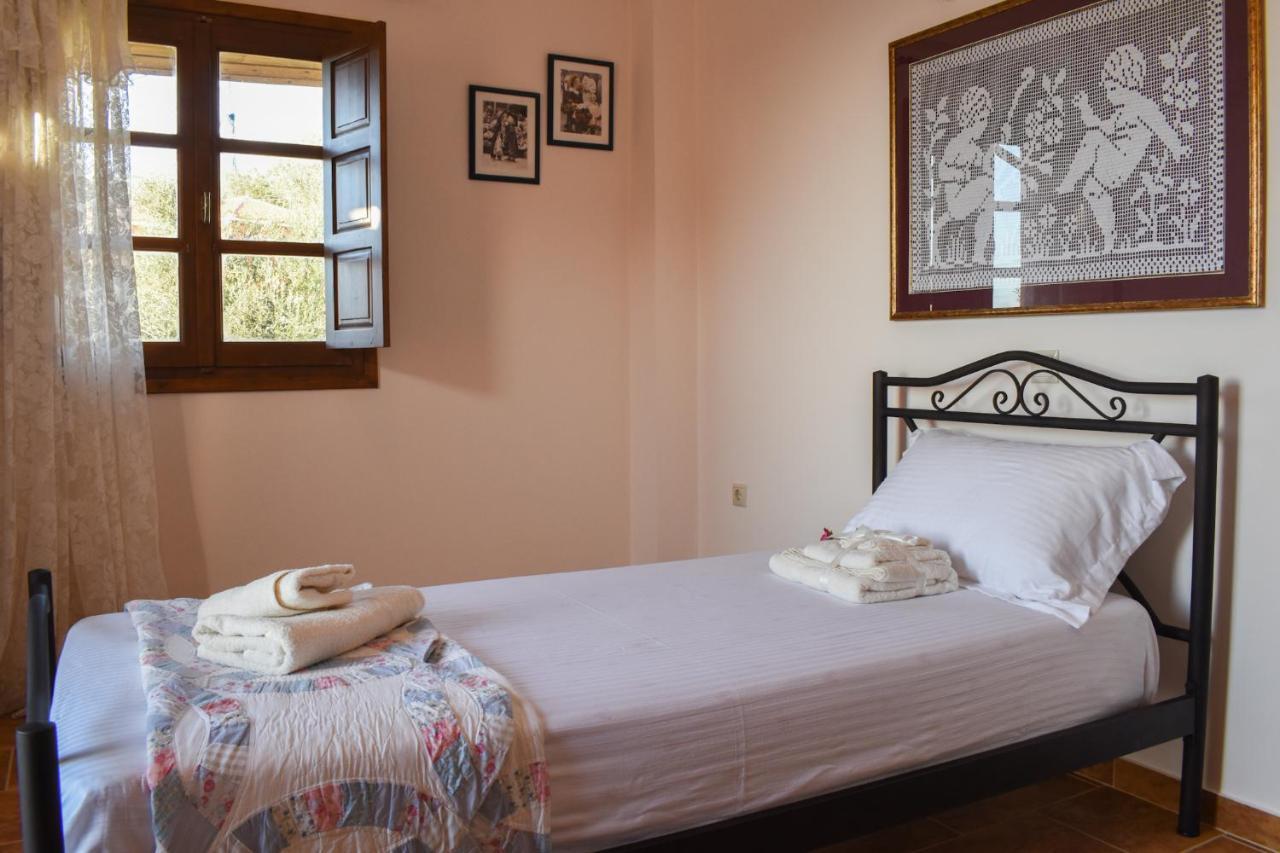 Amber Seaview Villa By The Olive Groves Kalamata Exterior foto